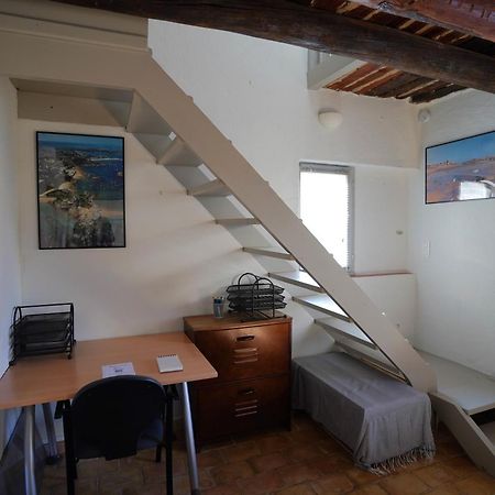 Maison De Village Provencal Ventabren Buitenkant foto